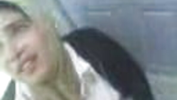 Pravi par jebanje na web erocki snimci kameri