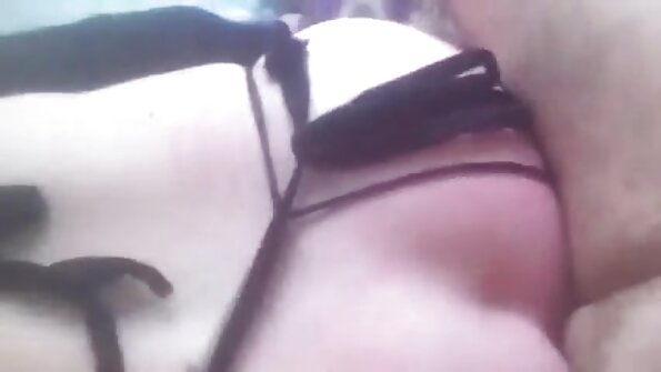 Kvalitetno milf jebanje porno snimci video sa Syndee