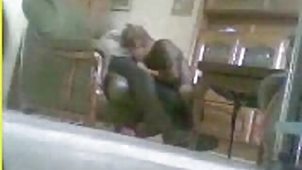 Payton porno mobilni snimci Leighs Nestašna lekcija za njuškalo gaćica