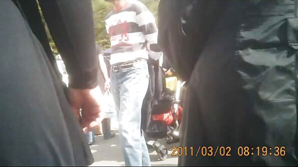 Gadno zajebavanje u xxx porno snimci troje s vrućim milfama