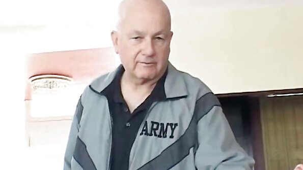 Seks u trgovini bio je vrlo uzbudljiv sex amaterski snimci