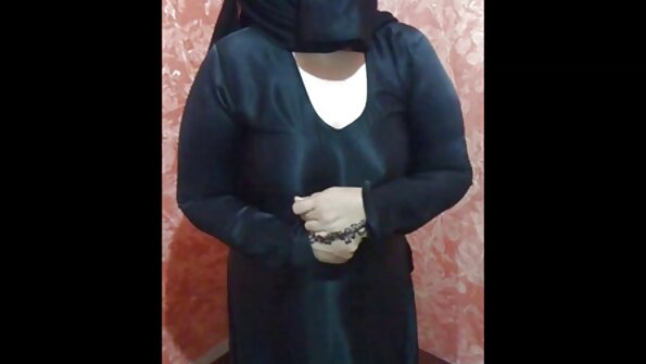 Plavuša s velikim sisama sexi clipovi voli sisati