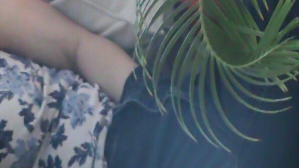 Seks u kuhinji srpski kucni porno snimci je vrlo uzbudljiv