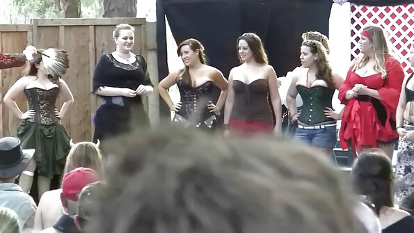 Iskusna lady Sofia Rae još uvijek porno snimke je zgodna