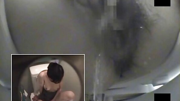 Napaljeni tinejdžer je jeben u domaci sex snimci dupe