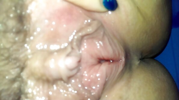 Pička igra MILF u privatni sex klipovi kadi