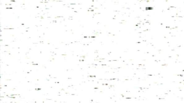 Prekrasna brineta domaćica poslužuje dečki kurac u POV porno snimke