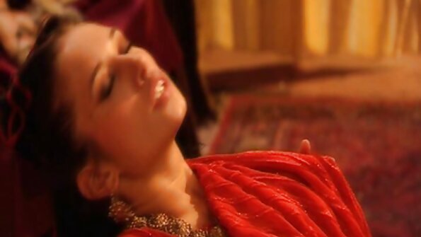 Preslatka djevojka voli sex snimci poznatih kurac svog dečka