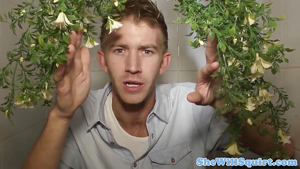 Dvije djevojke imaju uzbudljivo natjecanje sex snimci poznatih