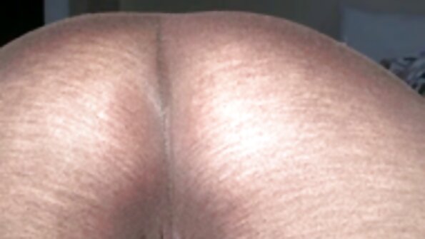 Tiffany Mynx dobiva porno snimci amatera njezino ružičasto bušenje