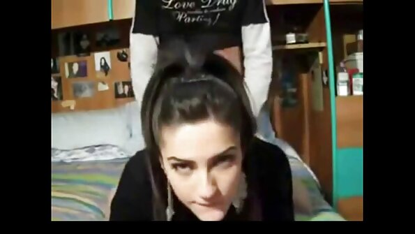 Seksi doktorica prikovana sex privatni snimci je u svojoj ordinaciji