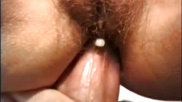 Sparna Annabelle Genovisi Finger Play Her Minge domaci sex snimci